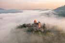 Burg Berwartstein im Morgennebel von Florian Schmadel