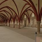  72 m lang ist das Dormitorium, d.h. der Schlafsaal der Mönche im Kloster Eberbach,.. 