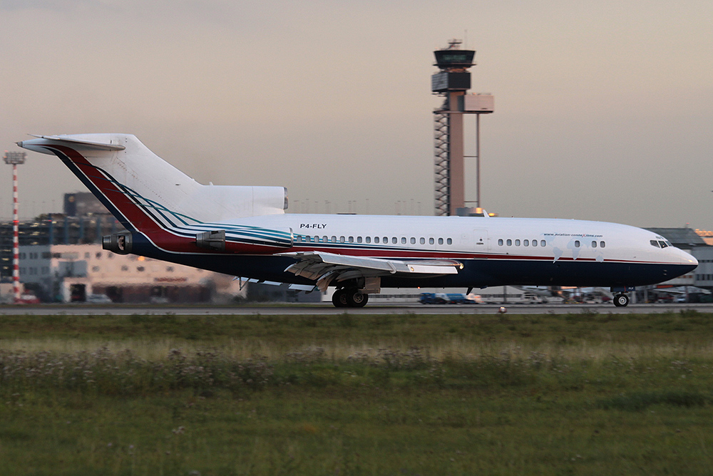 727-200 Aviation ConneXions P4-FLY