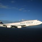 747-400 Ibhayi über dem Ozean