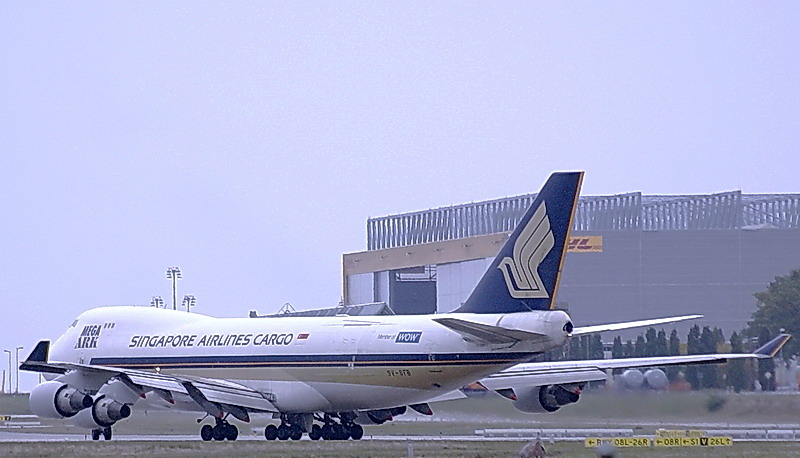 747 Singapore Airlines Gargo in Lej.