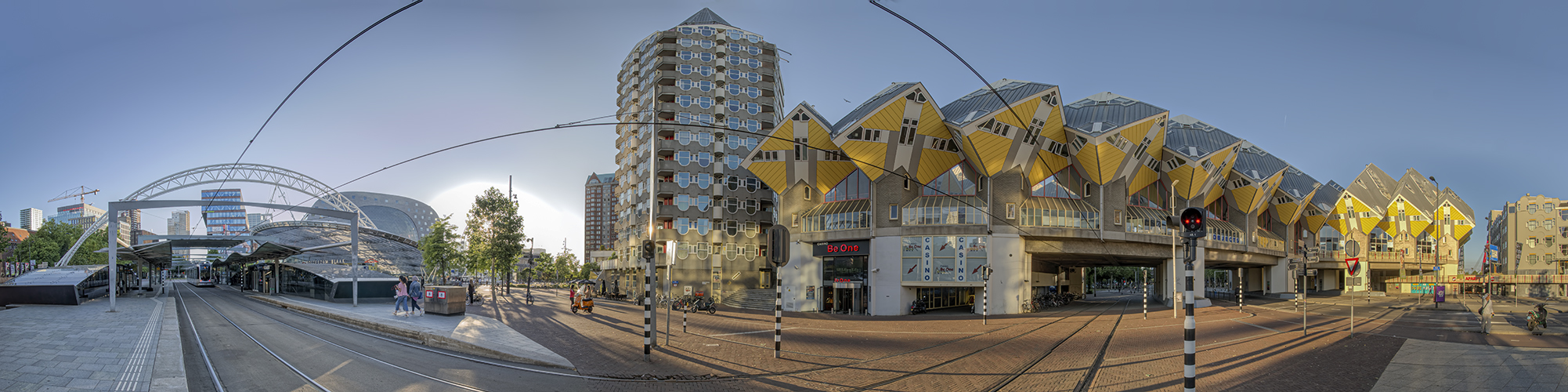 7530SB-33SB Rotterdam zwischen Markthalle und Kubus Häusern  Panorama