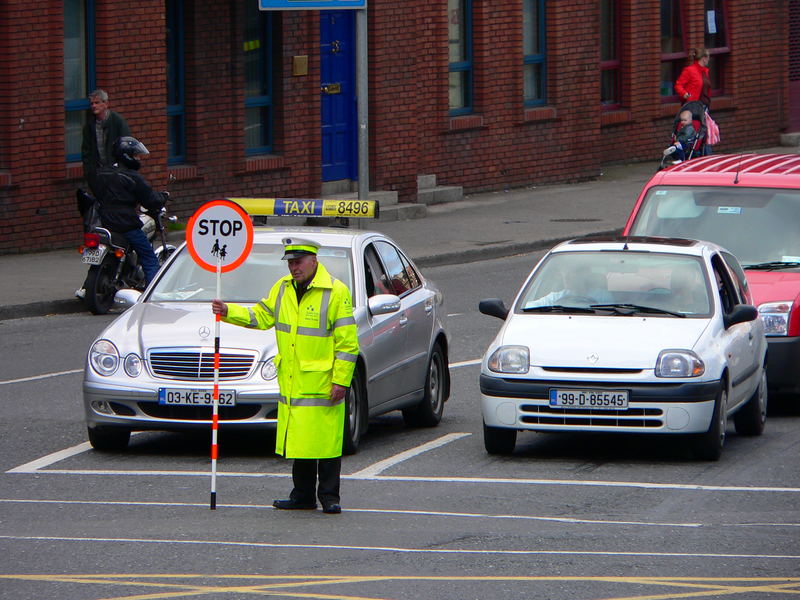 ...76 Jahre alte Hand Ampel