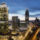 Frankfurter Skyline mit Messeturm in der Dmmerung