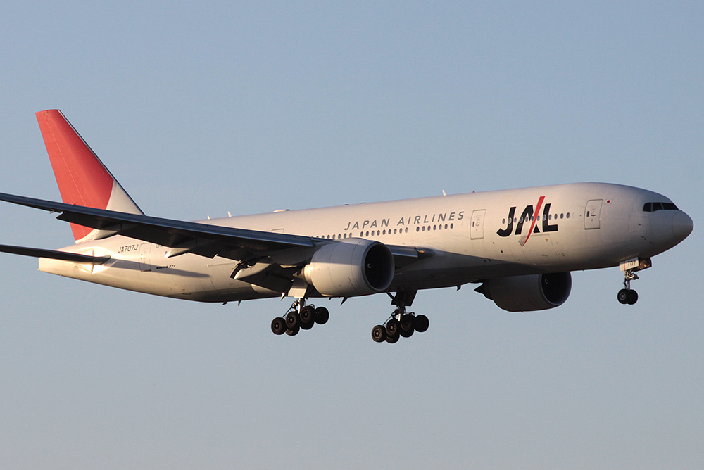 777-200 JAL JA707J