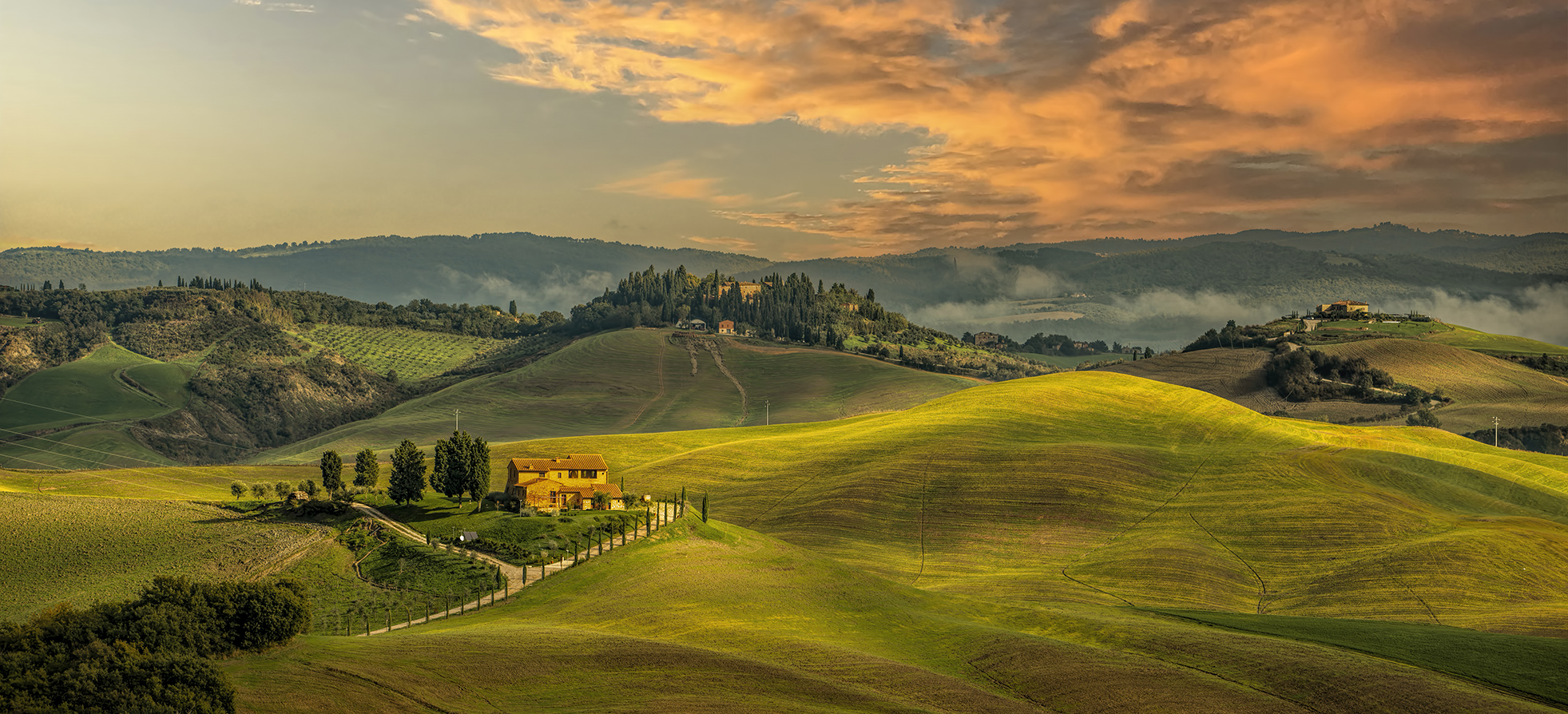 7957M Landschaft mit Abendrot Panorama Toscana Crete Italien