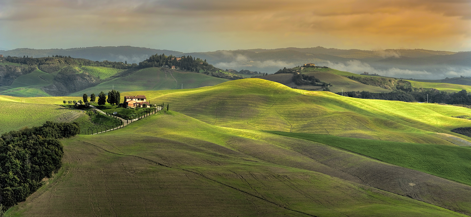 7959M Toscana Landschaft Crete Panorama Abendstimmung