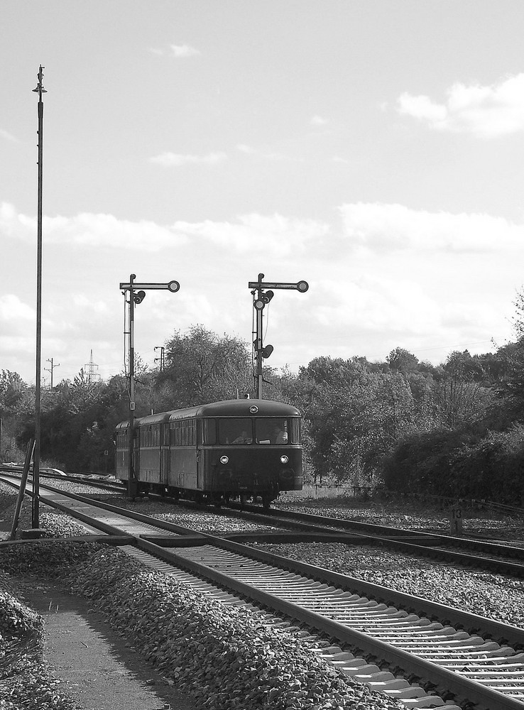 798 bei der Einfahrt von Steinsfurt