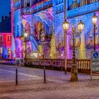 7981TZ-85TZ Rathaus und Marktplatz Bückeburg bunt beleuchtet Panorama