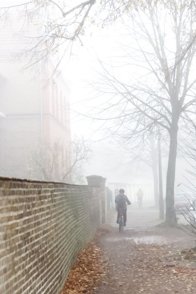 Nebel in der Stadt von beatekoe