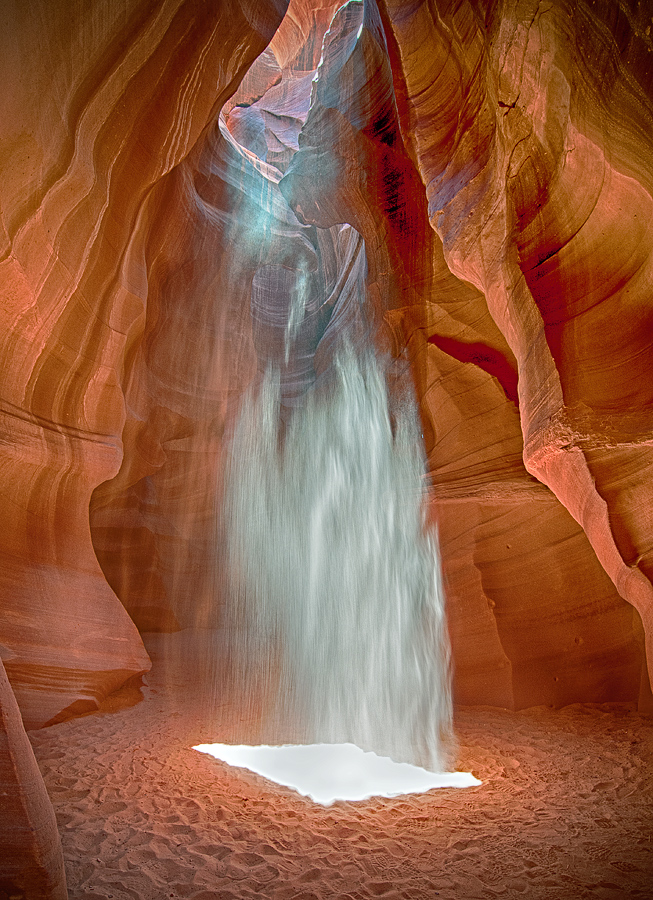 Antelope Canyon by Thorsten Bock 