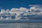 Wolkenlandschaft über dem Jadebusen von Arnold. Meyer