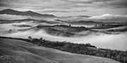 Toscanafeeling im Nebel  von JOKIST