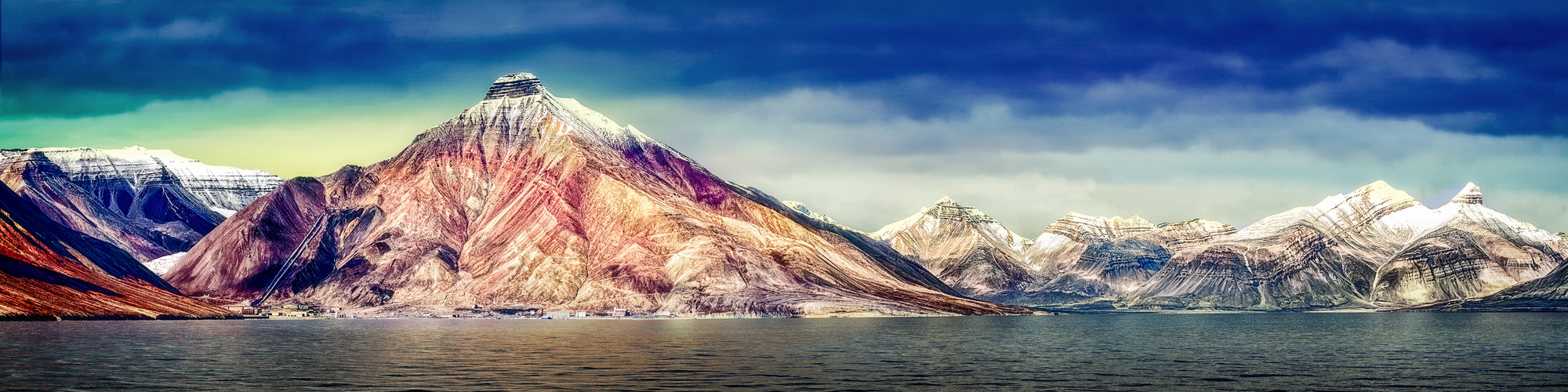 8 Glasen - Pyramiden in Sicht