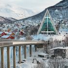 8084R Tromso Norwegen Winter Brücke mit Eismeerkathedrale