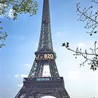 820 Stunden bis zum Jahr 2000 am Eiffelturm in Paris