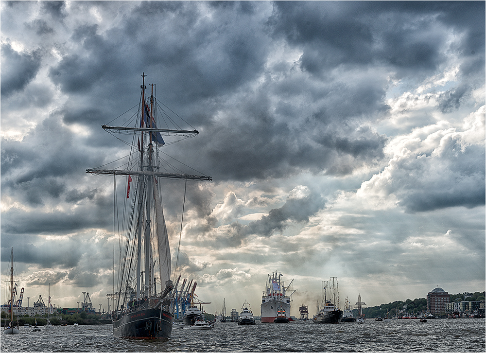 826. Hafengeburtstag Hamburg.....