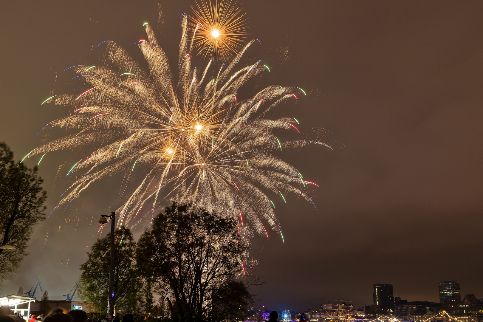 834. Hafengeburtstag Hamburg - Feuerwerk