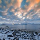 8450R Sonnenaufgang am Fjord Norwegen Winter