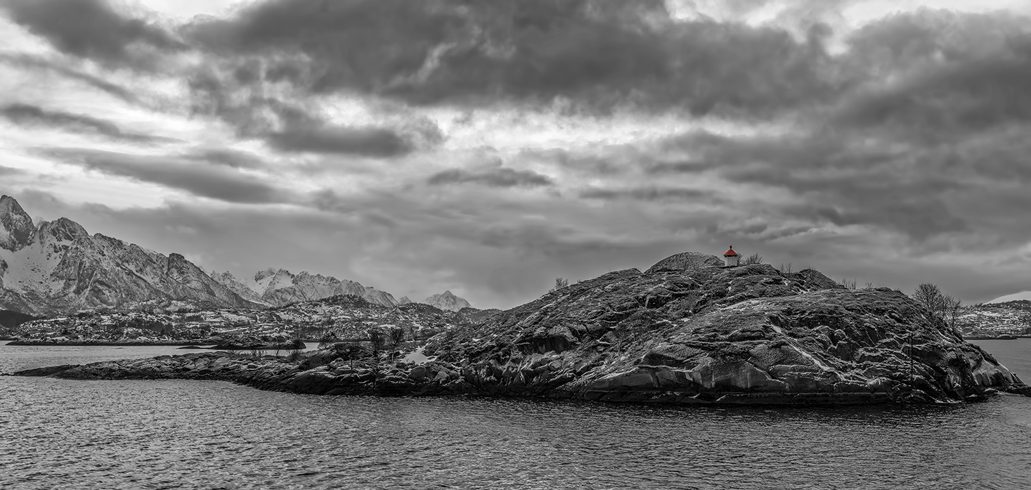 8517R Panorama Hurtigruten Norwegen Fjordlandschaft Winter SW col