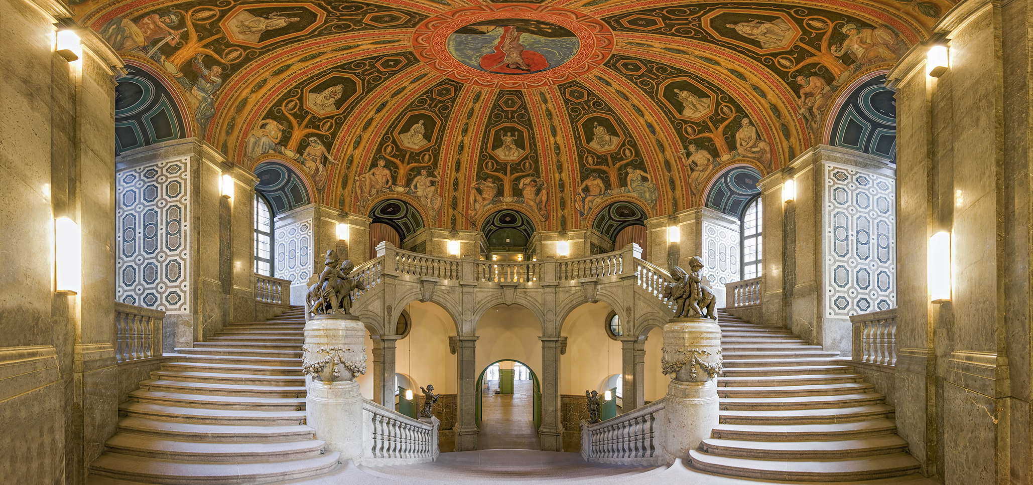 8524E-8530E Rathaus Dresden Treppenhaus Panorama