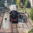 86 1333 fährt in den Bf Markersbach