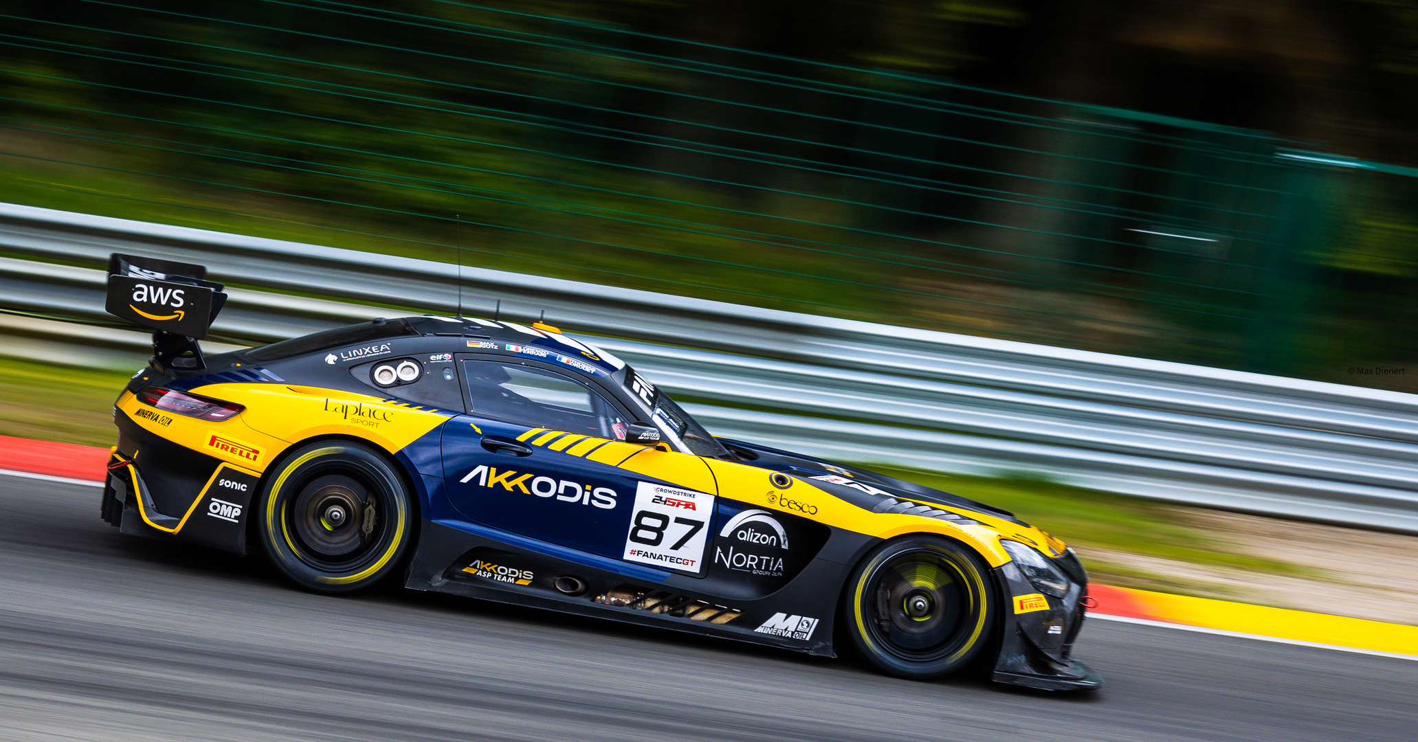 #87 Mercedes-AMG GT3