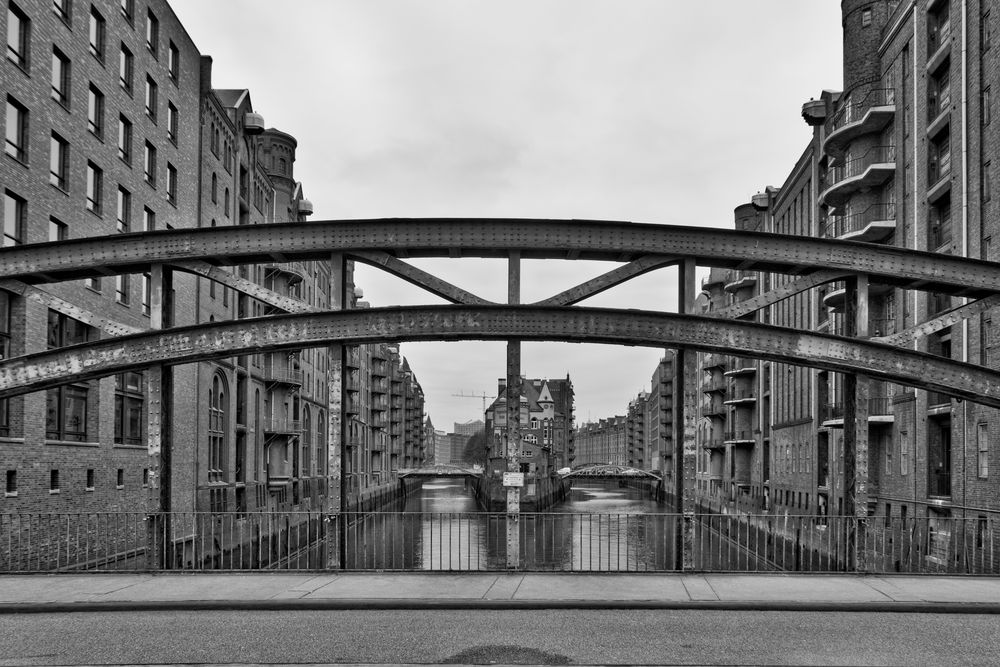 Hamburg - Speicherstadt 1 von Sacha Kappeler 