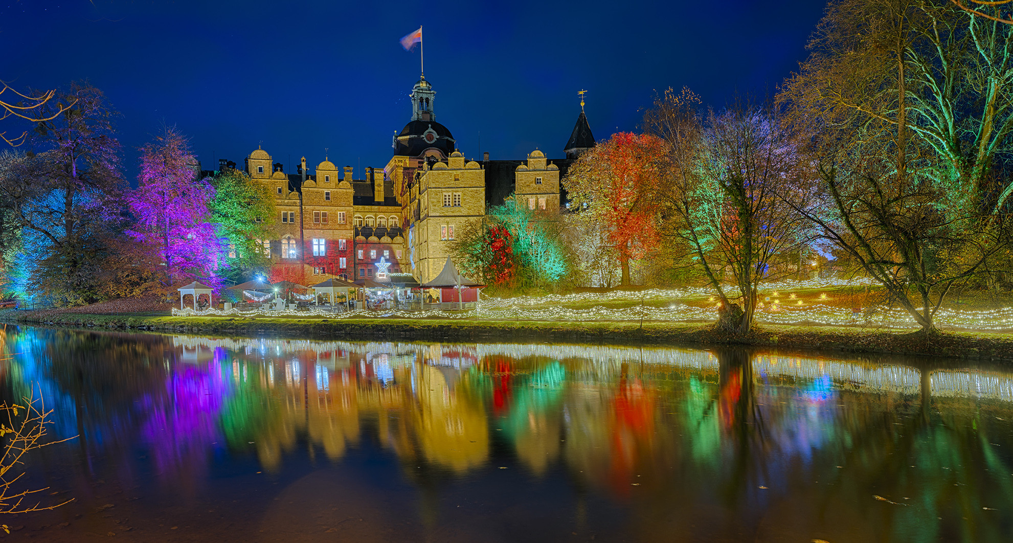 8993TZ-9001TZ Schloss Bückeburg Weihnachtszauber 2022 beleuchtet