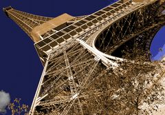 8bit-grau, 2bit blau, 2bit braun: La Tour Eiffel
