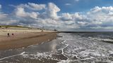 Borkum  -  Raus, die Insel und das Wetter genießen by Reinhold Müller