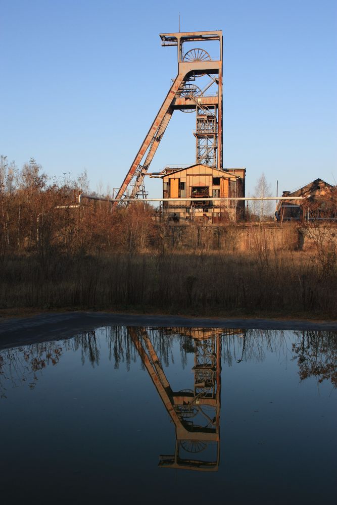 Ein alter Förderturm in Lothringen von Andreas Knipping 