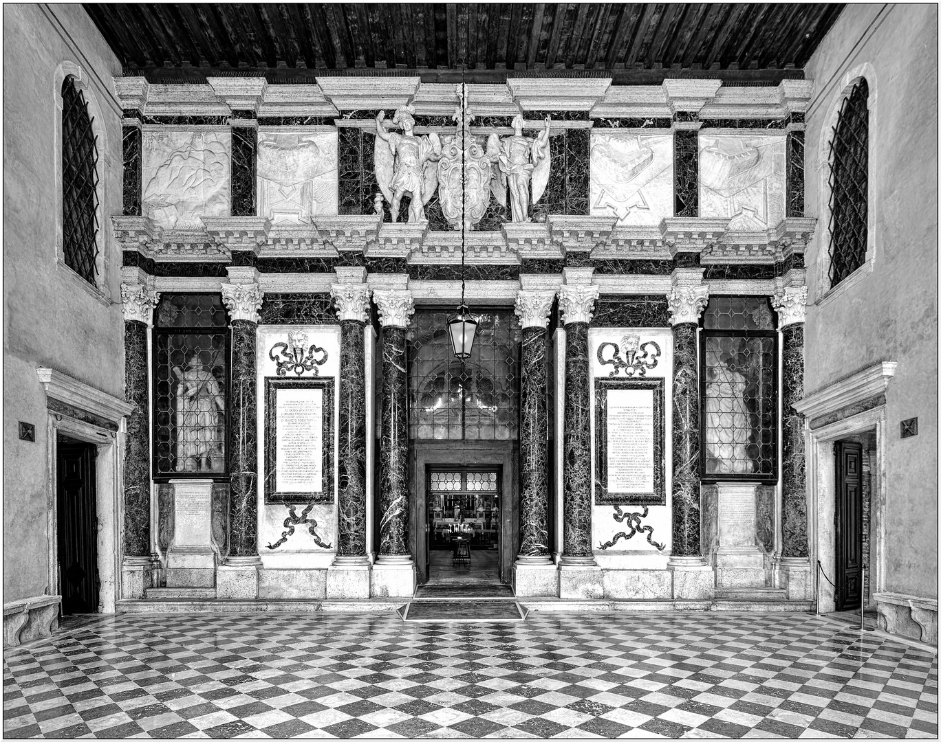 90 Kirchen im Zentrum von Venedig. Foto & Bild italy, sw, venedig