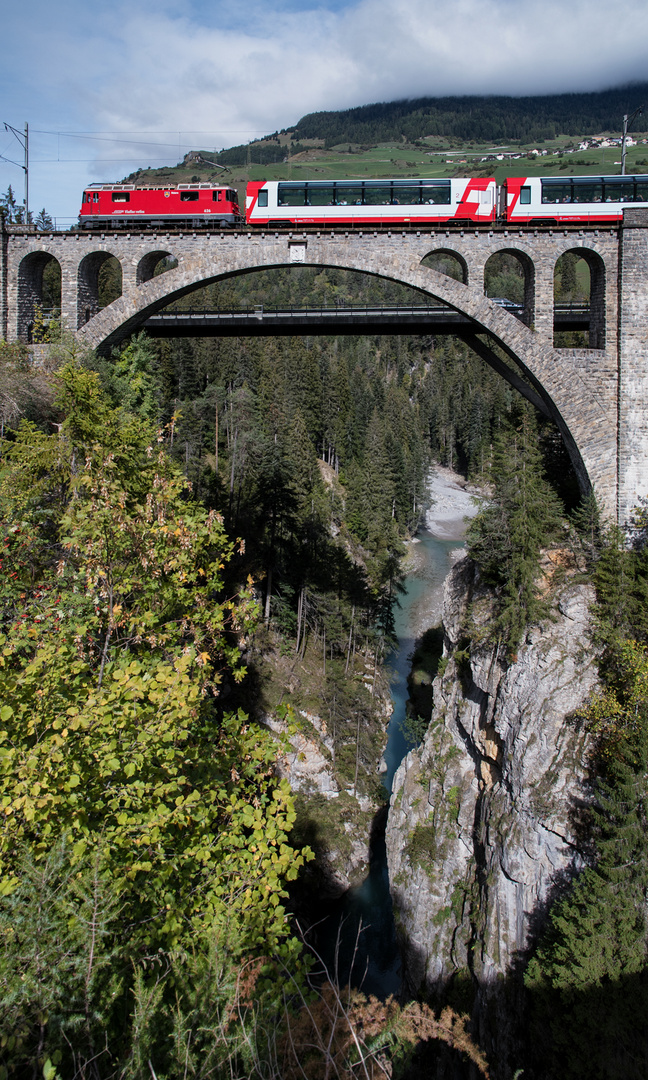 90 Meter über der Albula