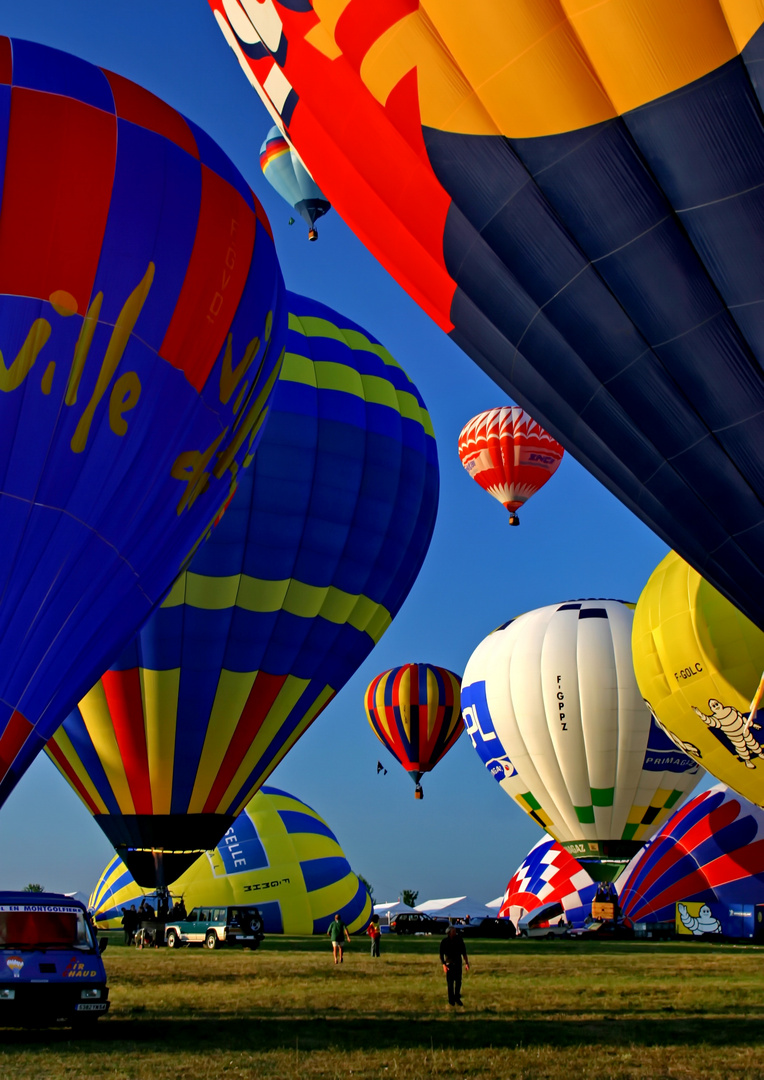 901    flopée de ballons