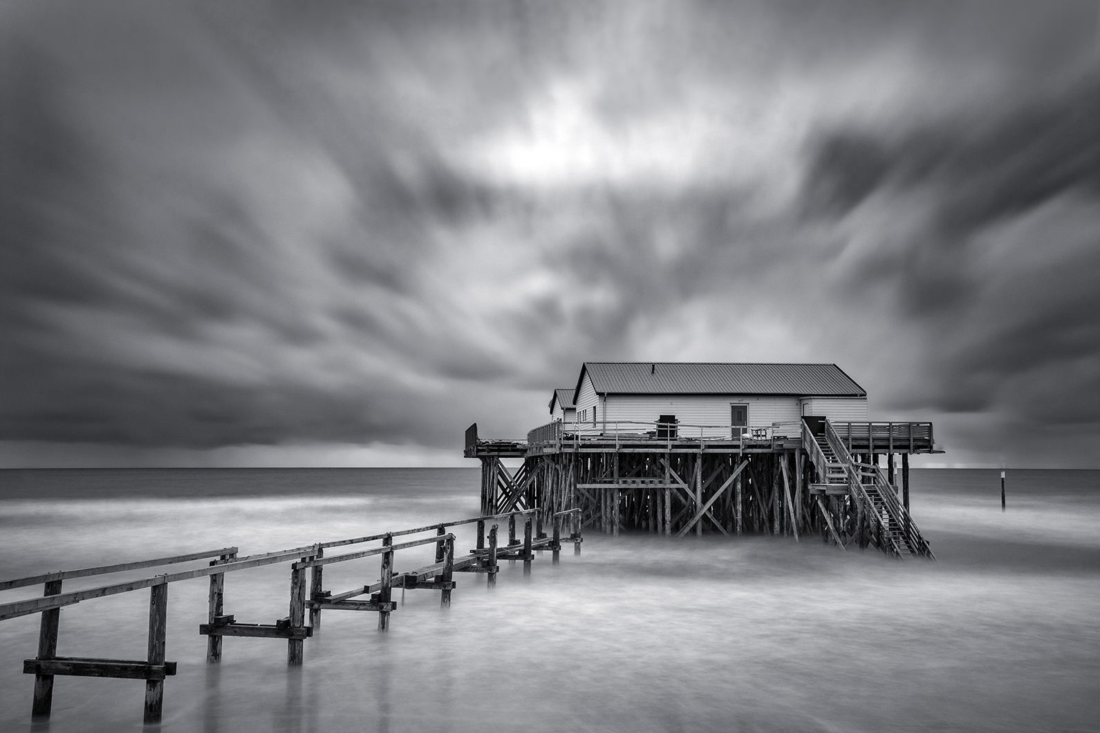 9057I St Peter Ording SW Hochwasser Langzeitbelichtung