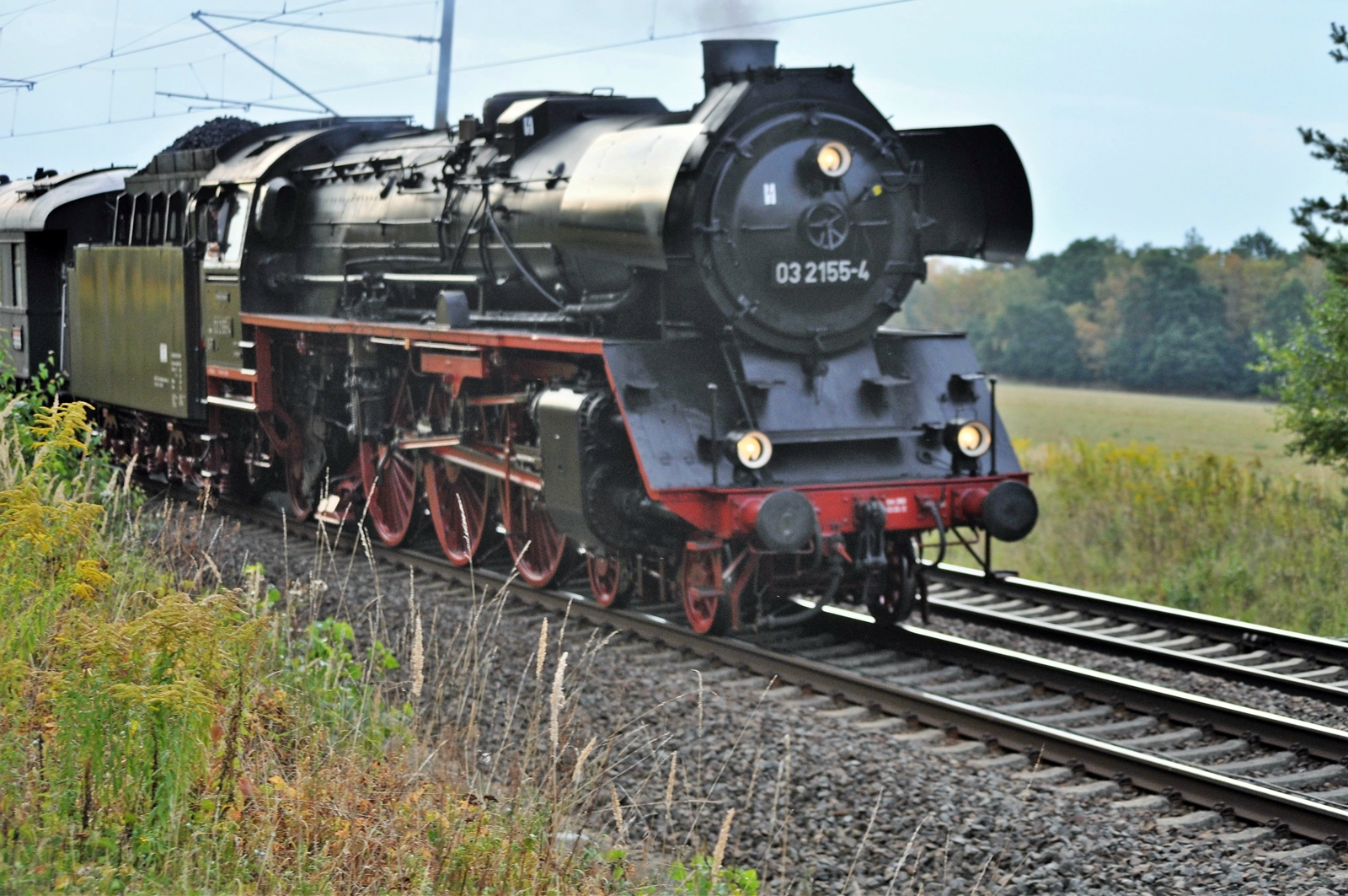 93 2155-4 in voller Fahrt nach Meinigen