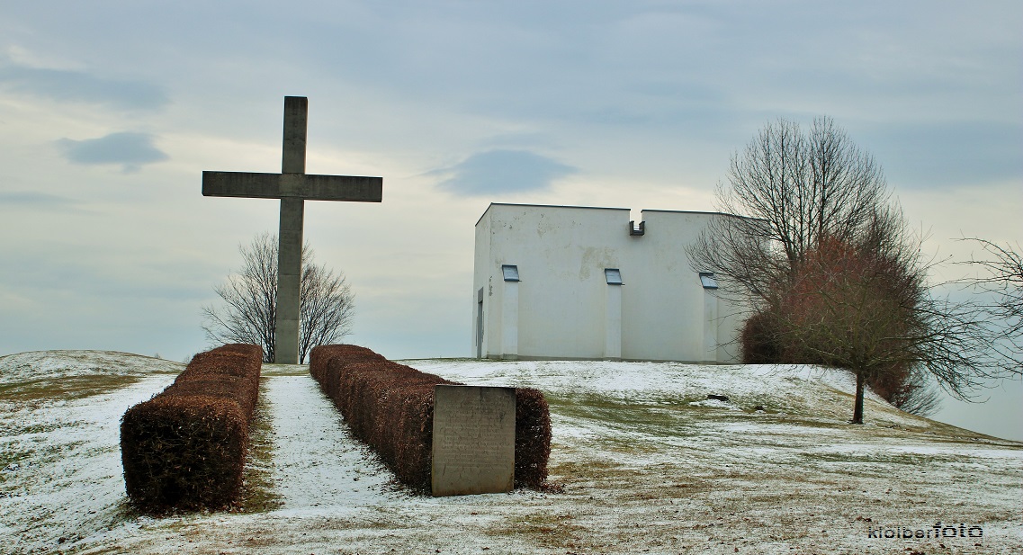 (94) gedenkstätte am schlösselberg