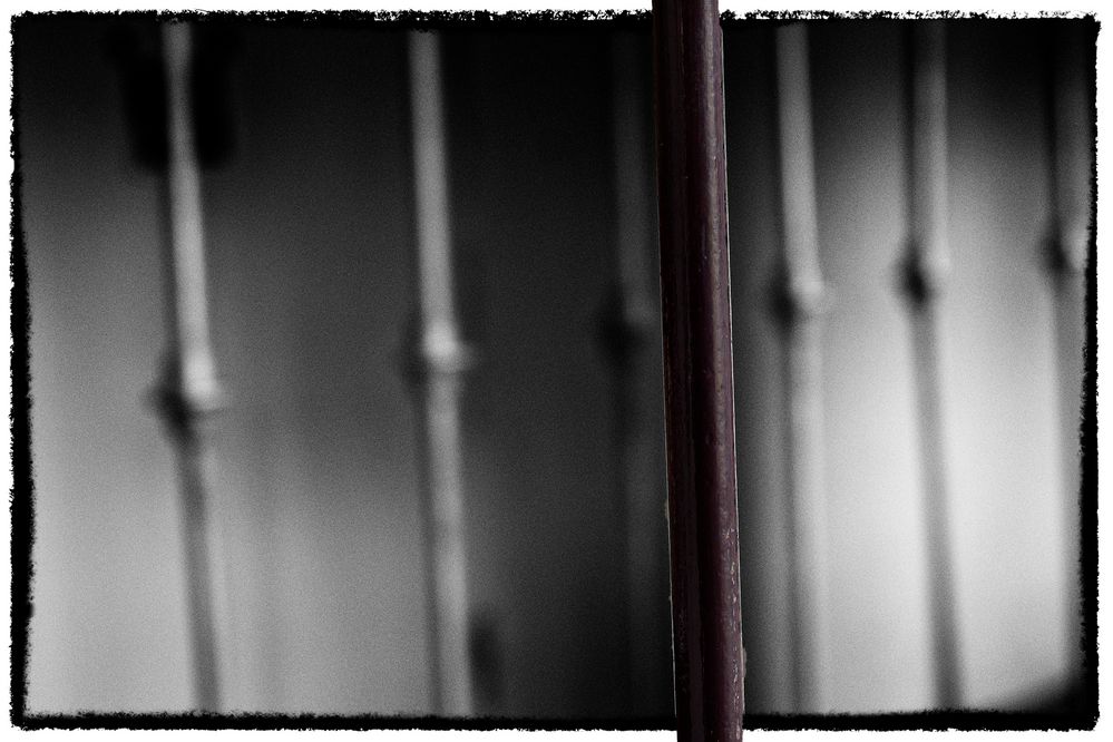 9400  | |  | Hinter Gittern | | | 