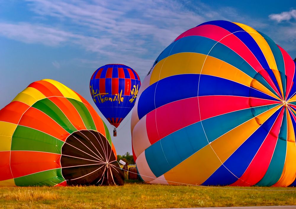 941.... naissance de bébé ballon