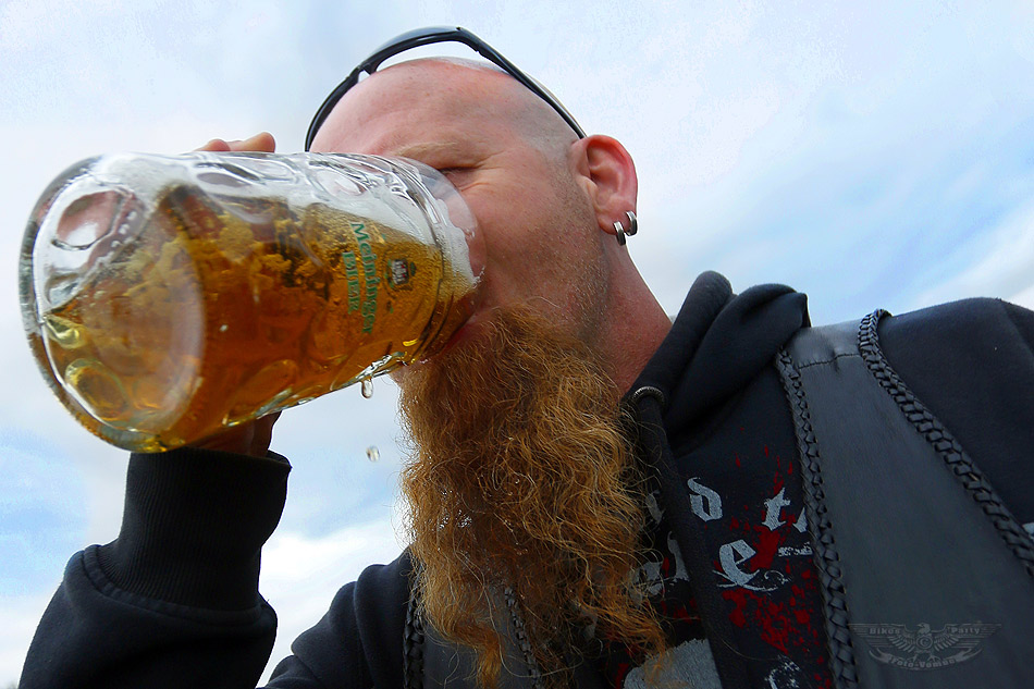 9,45 Sec für´n Liter kaltes Thüringer Bier