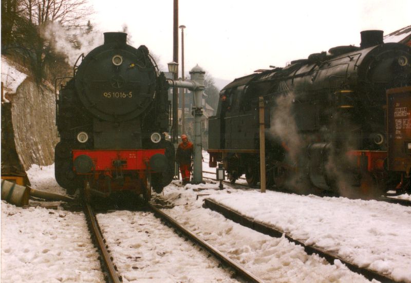 95 027 und 95 016 in Lauscha