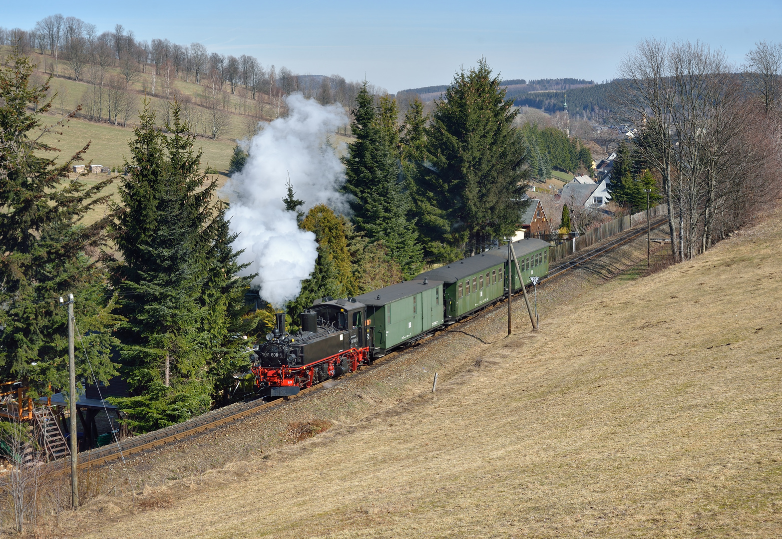 99 1608-1 am 22.03.19 am Hofweg in Cranzahl