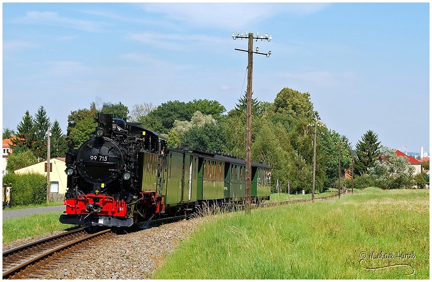 99 715 kurz vor Haltepunkt Olbersdorf-Niederdorf