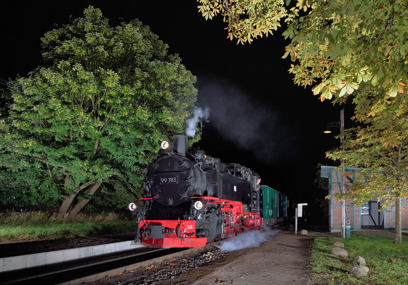 99 783 mit dem Rasenden Roland am 04.08.21 in Garfitz