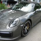 991.2 Turbo S - Zahnarzt-Sparversion: "billige" gelbe Keramik-Inlays (machen eine dicke Backe, aua)