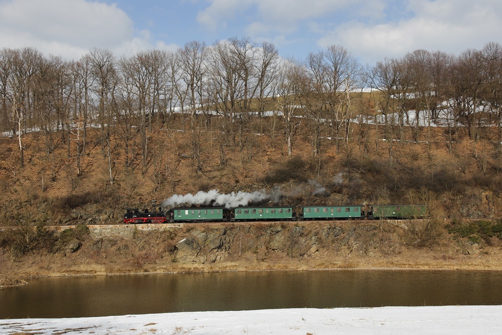 991608 Mit Reichsbahnzug