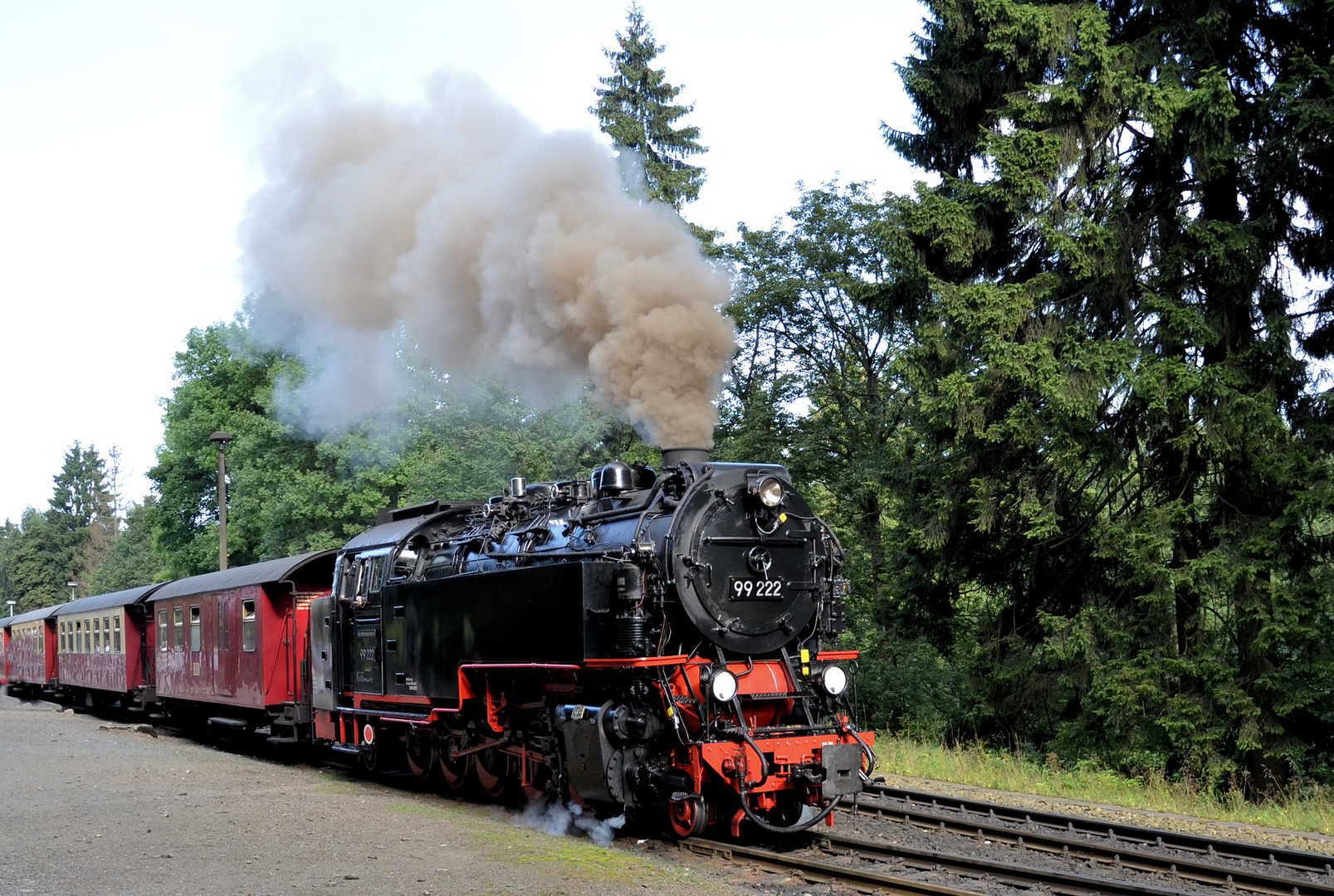 99_222 bei der Ausfahrt zum Brocken