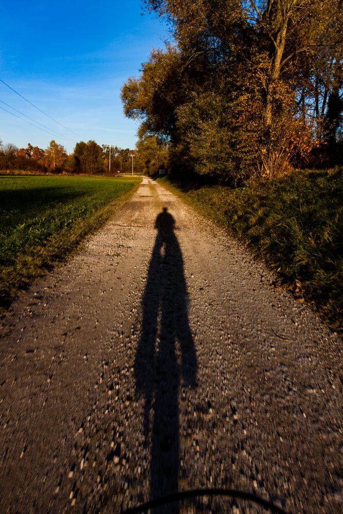 Schatten vom Fahrradfahren von Colt_63