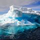 Sinfonie in Blau  Eisberg in der Antarktis